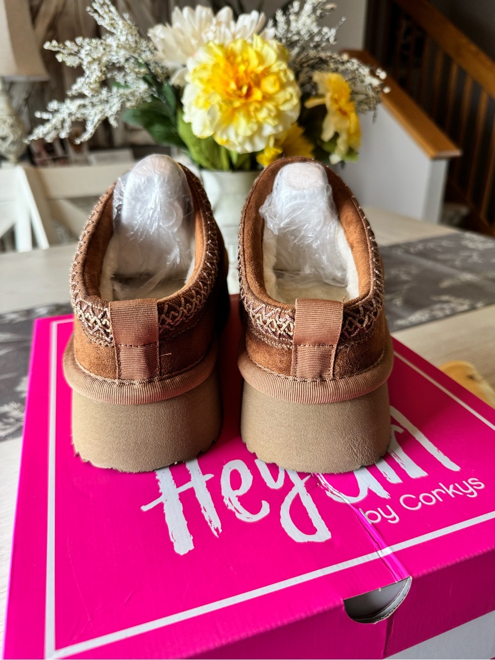 Corky’s Hey Girl Suede Platform Clog -new in original box! - Picture 3 of 7